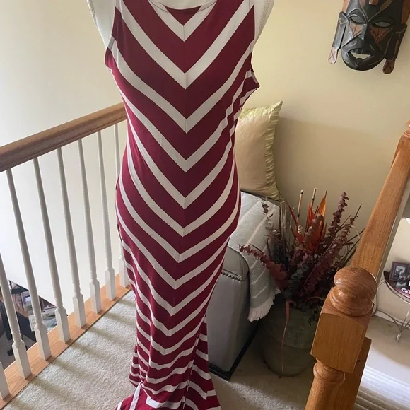 Elegant Striped Maxi Mermaid Dress - Back Out -Red and White - NWT
